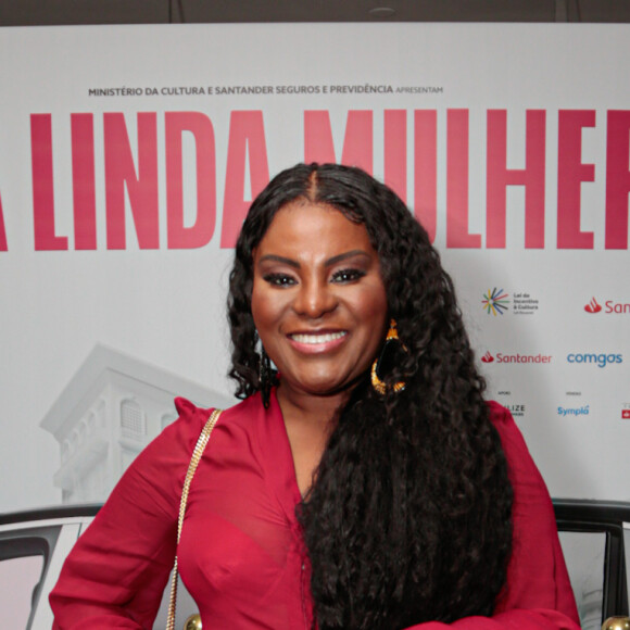 Estreia VIP do musical 'Um Linda Mulher' contou com Karin Hills