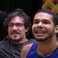 'BBB 22': Vyni nega ciúmes de Eliezer e diz que não pode competir com Natália: 'Ela tem o que não tenho'