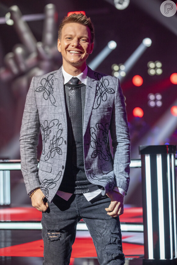 Michel Teló testou positivo para Covid-19 e precisou se afastar das gravações do 'The Voice Kids'