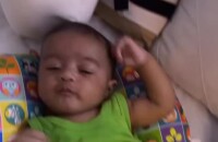 Filho de Viviane Araujo é elogiado pelo carisma na web