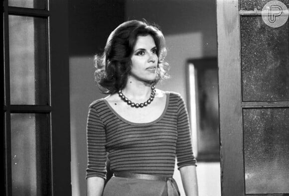 Atriz Lúcia Alves em cena da novela 'Os Gigantes', nos anos 1970