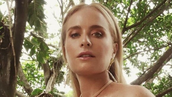 Angélica exibe barriga definida em look nude e fãs se empolgam. Confira!