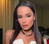 Depois de muitas polêmicas, Maiara atualizou suas redes sociais com fotos dos bastidores de um show com Maraisa