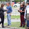 Luciano Huck e Angélica gravam dentro de táxi em ruas do Rio, nesta segunda-feira, 11 de maio de 2015