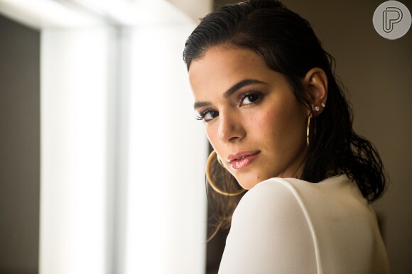 Bruna Marquezine teve distúrbio alimentar e tomou laxante para emagrecer