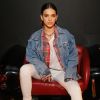 Bruna Marquezine tatua raio minimalista no antebraço, em 15 de novembro de 2018