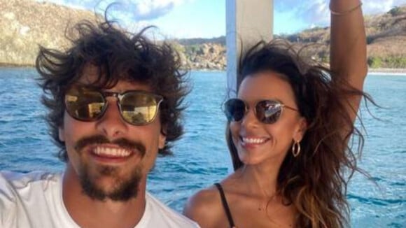 Mariana Rios curte passeio de barco com Bruno Montaleone após rumor de romance com ator