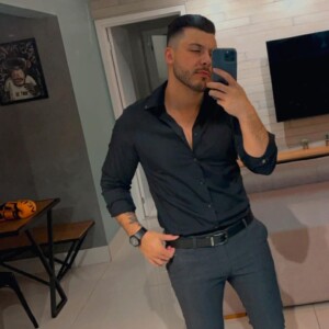 Murilo Huff estaria ficando com ex-BBB Emilly Araújo há algum tempo