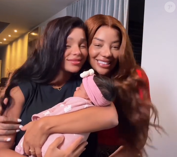 Ludmilla e Brunna Gonçalves exibiram a neném em um vídeo para divulgar 'Paraíso', novo single da cantora