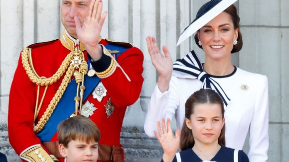 Xô trauma, aqui não! Kate Middleton dá 'chega pra lá' e defende filhos em tradição polêmica com sangue na Família Real. Entenda