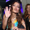 Após ritual hindu, Anitta une famosos em festão de aniversário raiz: ‘Ontem estava espiritualizando, hoje vou estar rebolando’. Veja fotos!