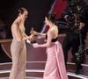 Mikey Madison discursou após conquistar o troféu no Oscar 2025.