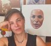 Aos 49 anos, a cantora italiana vive há quatro anos "sem um centavo, dividindo quartos alugados com amigos no Brooklyn", nos Estados Unidos