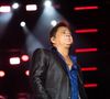 Colar de Leonardo roubou a cena durante o show.