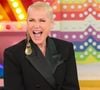 Xuxa foi homenageada por Patrícia Abravanel no Programa Silvio Santos, do SBT